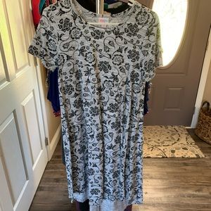 Lularoe Carly